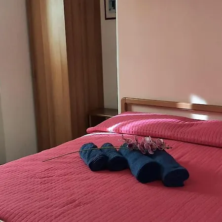 House Marika Hébergement de vacances Gera Lario